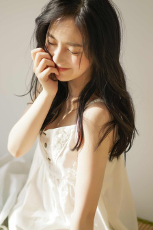 年轻女老板做愛